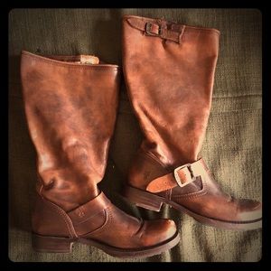 Frye Veronica slouch boot